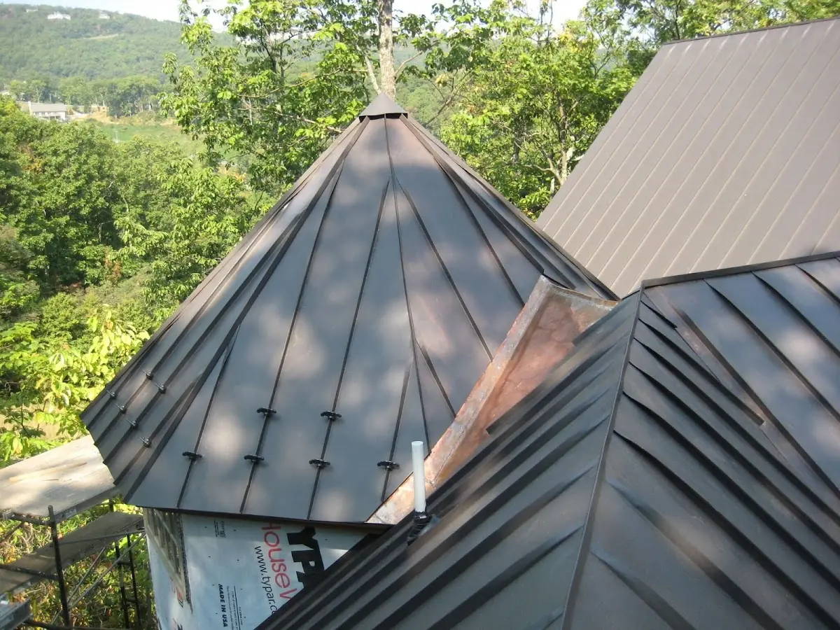 Professional Roof Tarp Installation by Craftsman Roofing in Centennial Park